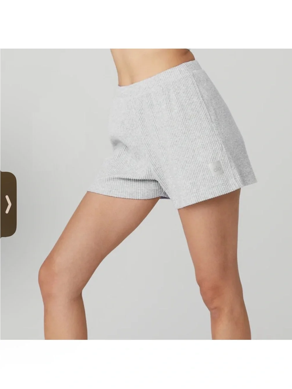 Alo Yoga Mid Rise Muse Shorts Athletic Heather Grey Sz S 4-6 W6217R